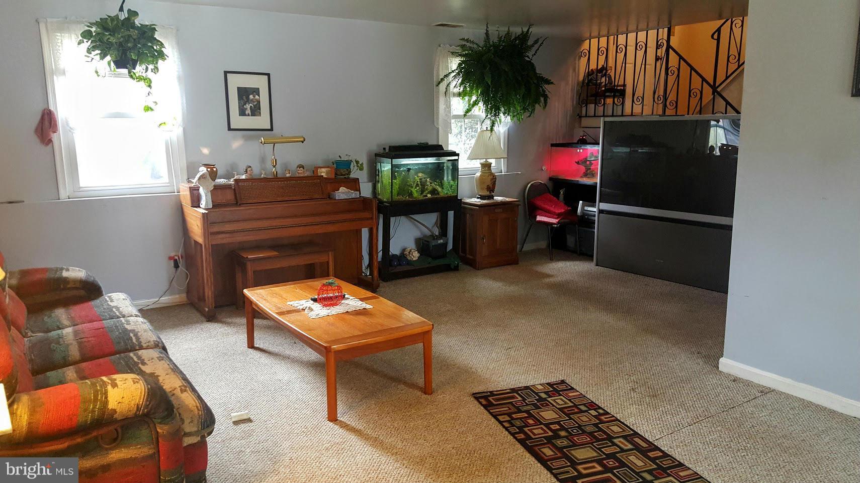 SPRING GROVE FARM - Residential