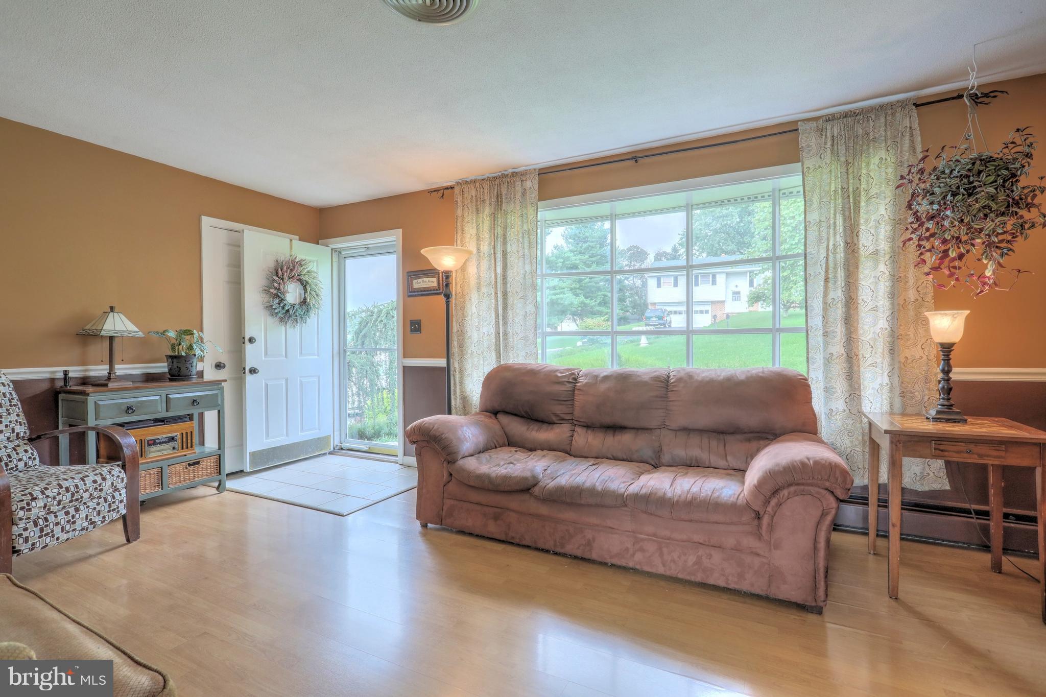 KENDALE EAST - Residential