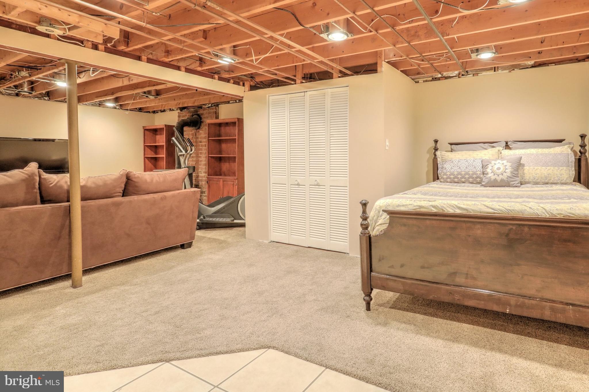 KENDALE EAST - Residential
