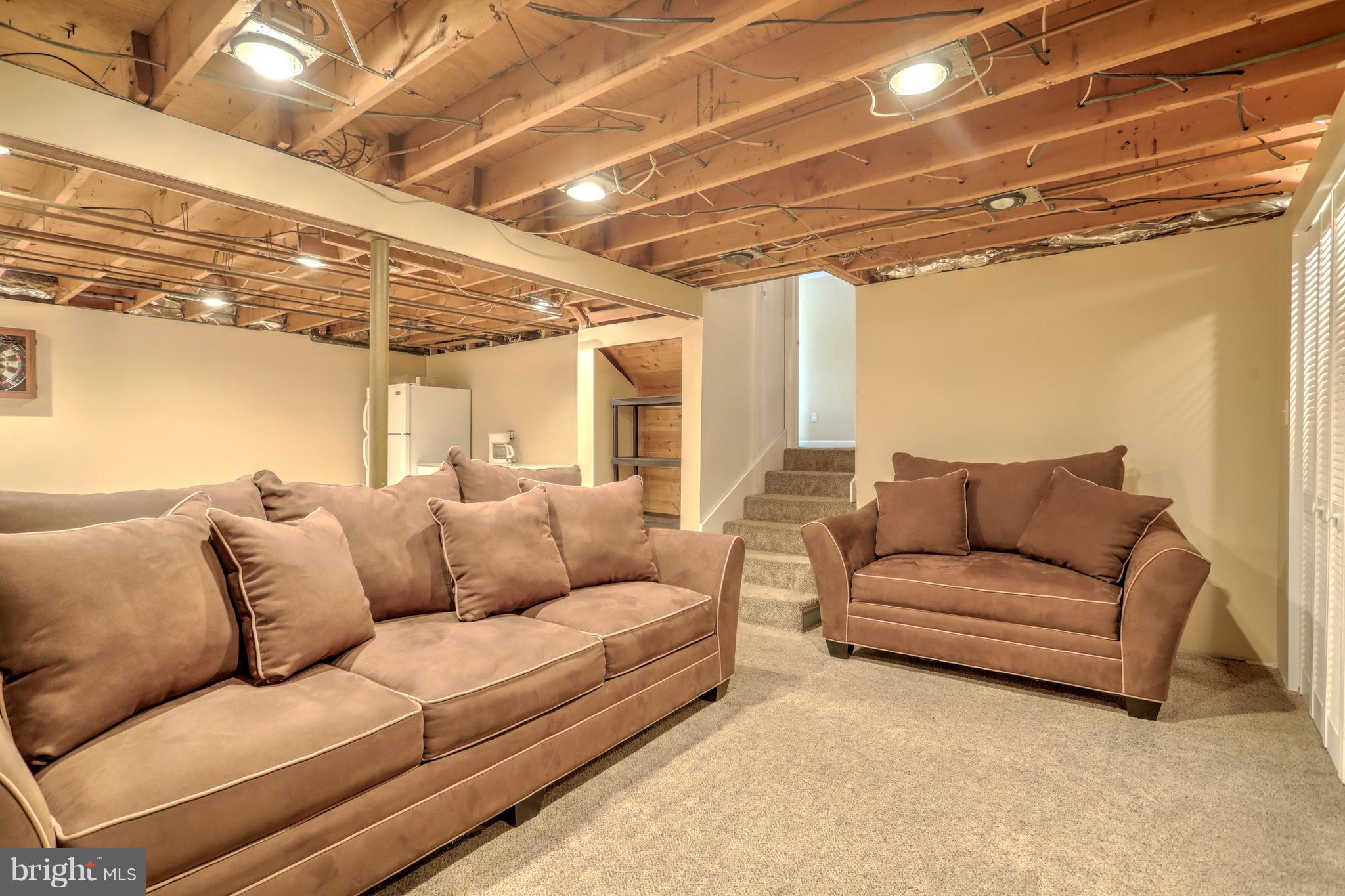 KENDALE EAST - Residential