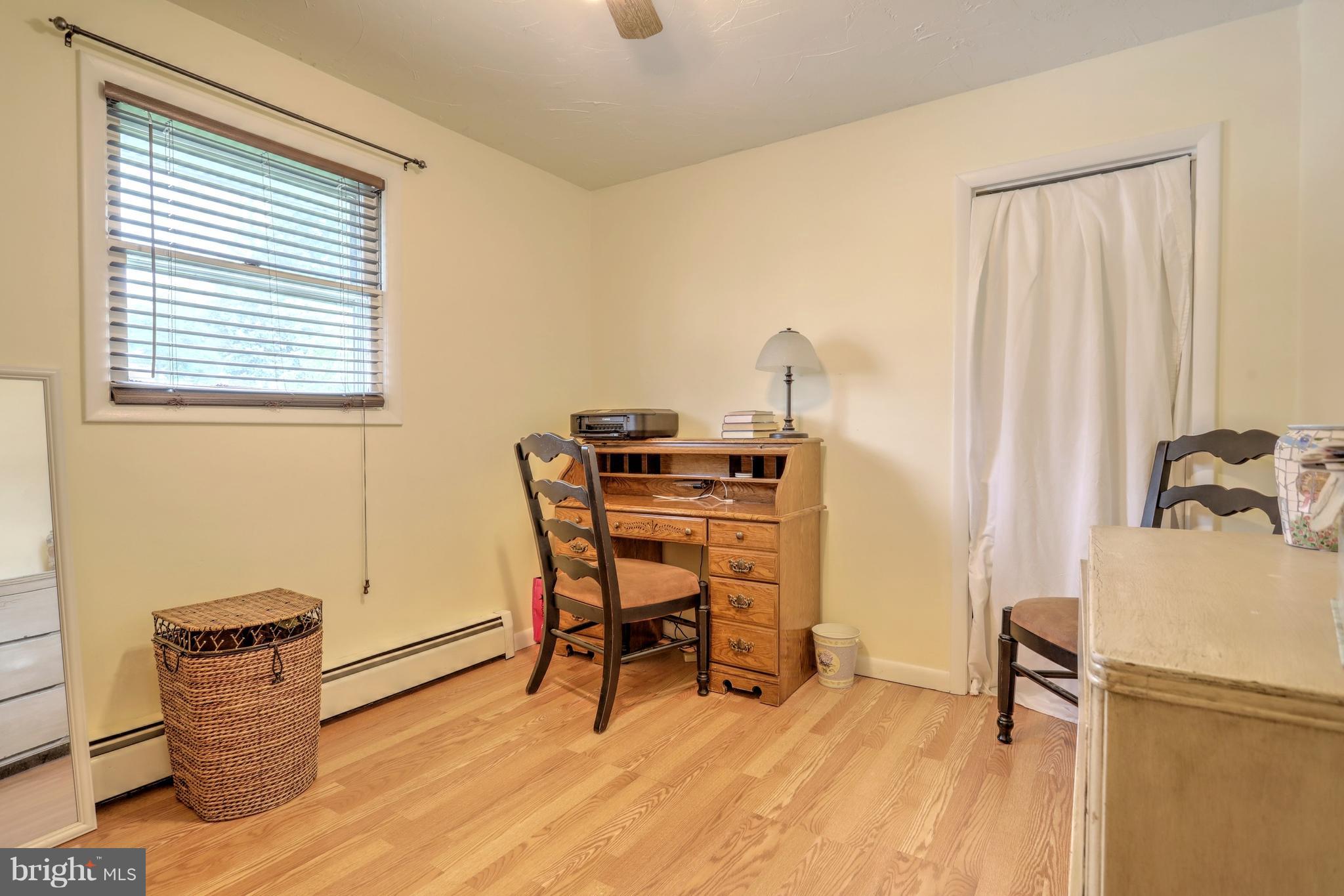 KENDALE EAST - Residential