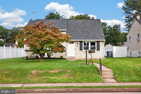 Photo of 921 Hale Street, POTTSTOWN, PA 19464 (MLS # PAMC2194072)