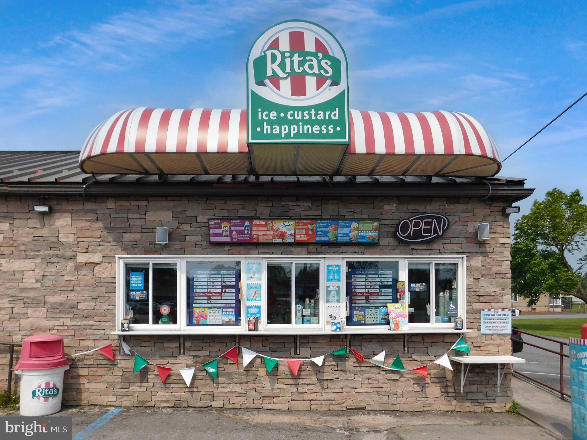 This is an exciting business opportunity! A Rita's Italian Ice franchise with 28 years of established operations and a loyal customer base could be a solid investment, especially in a growing area like the Route 309 corridor. Equipment and signage included. The new owner will take over the current lease. This business offers a seasonal operation with flexibility and a potential for work/life balance. Rita's is a trusted brand with training and support. Whether you're an experience entrepreneur or looking to step into business ownership for the first time, this Rita's Italian Ice franchise offers a fresh exciting opportunity to make your move to take ownership of this fun business!