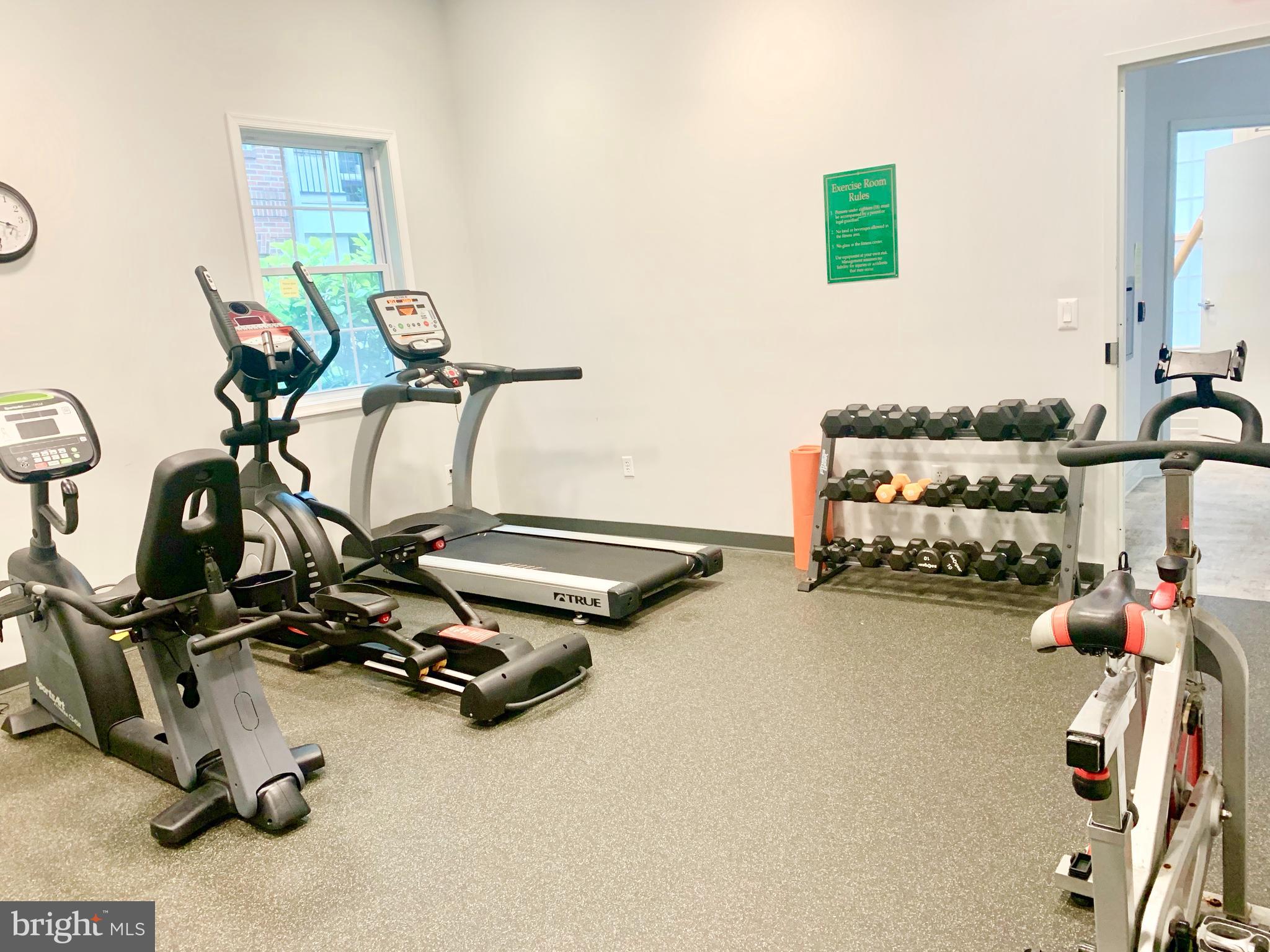 COURTHOUSE HILL - Residential Lease