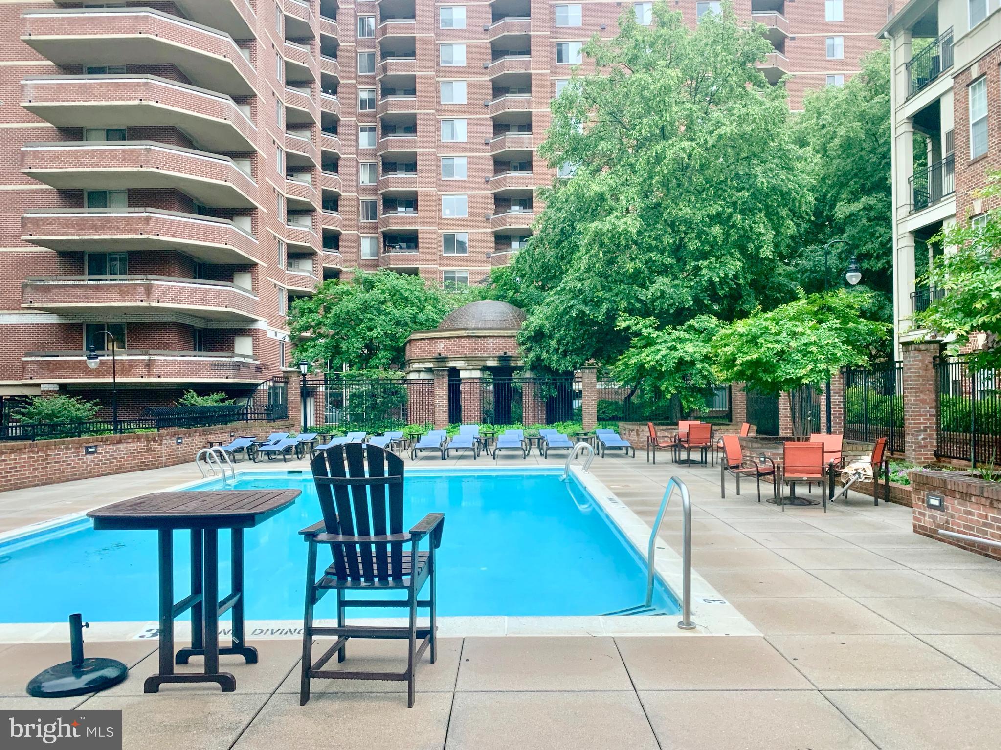 COURTHOUSE HILL - Residential Lease