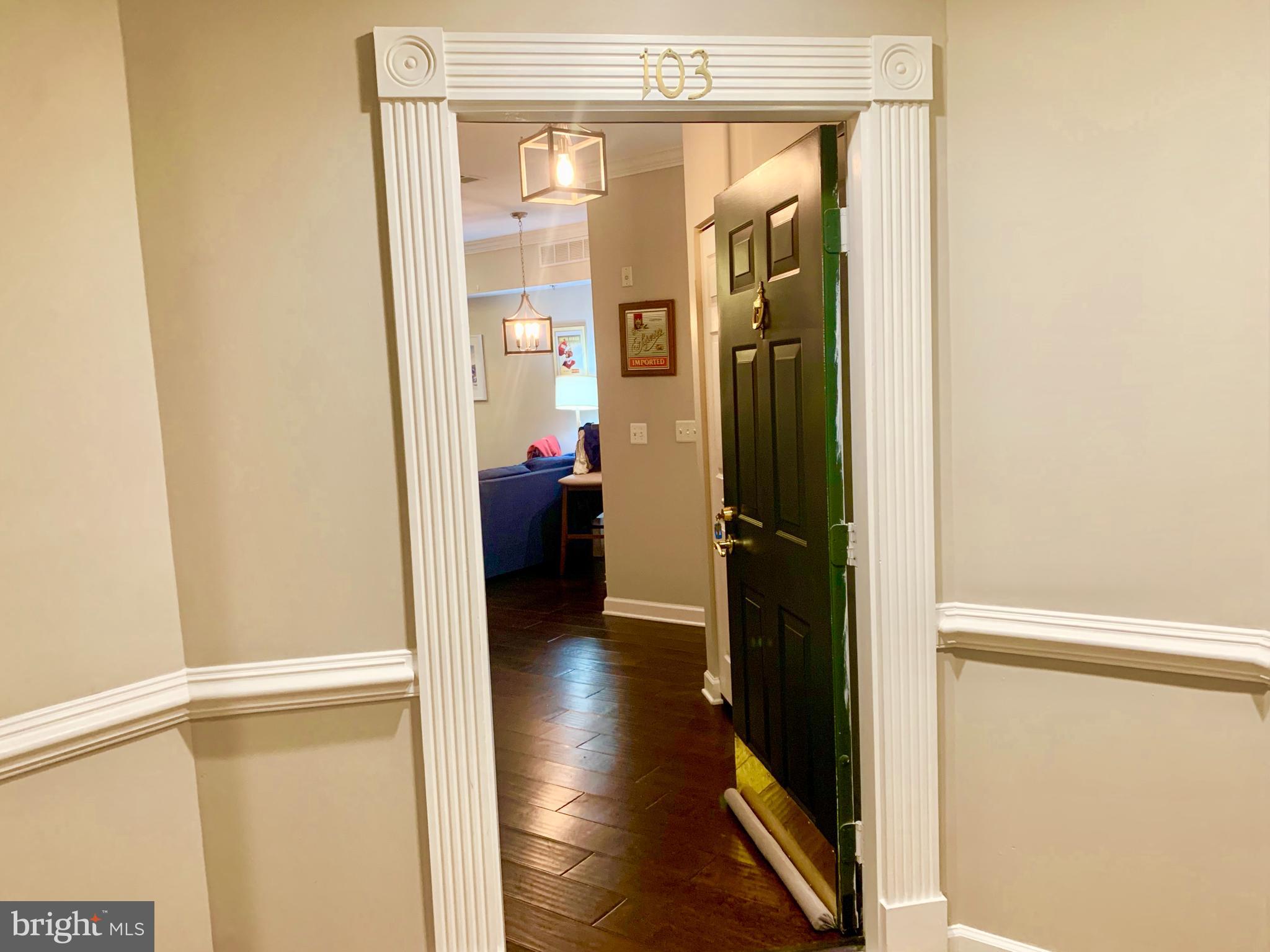 COURTHOUSE HILL - Residential Lease