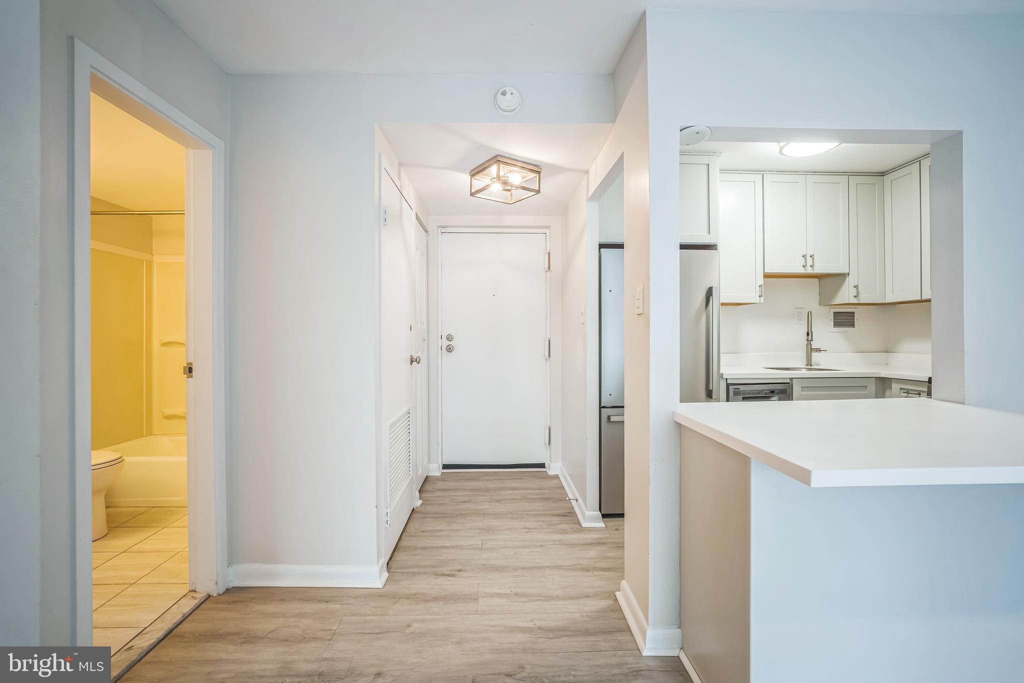 6001 ARLINGTON BOULEVARD 313
