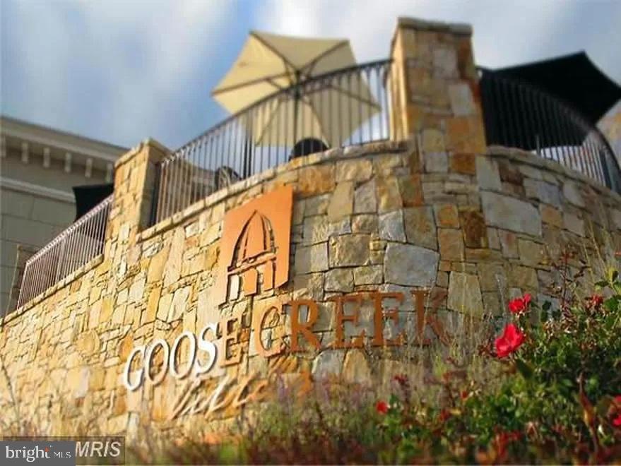 GOOSE CREEK VILLAGE - Residential Lease