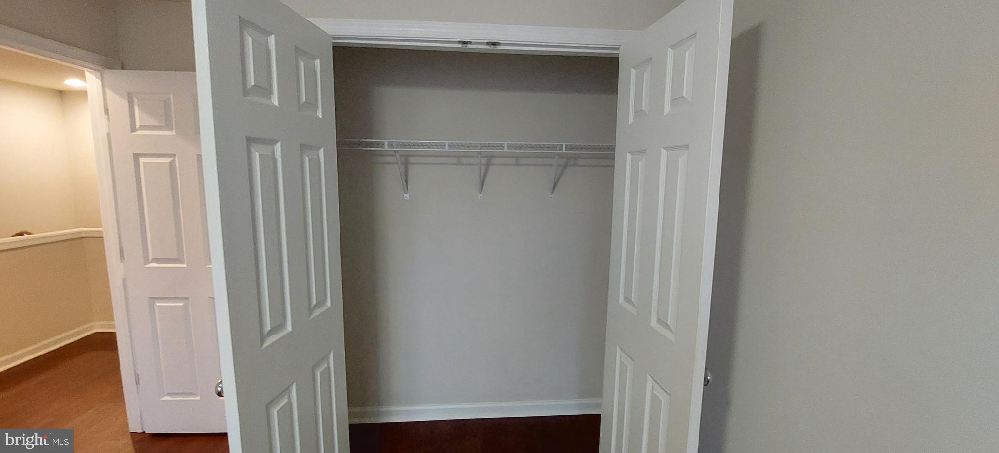 GOOSE CREEK VILLAGE - Residential Lease