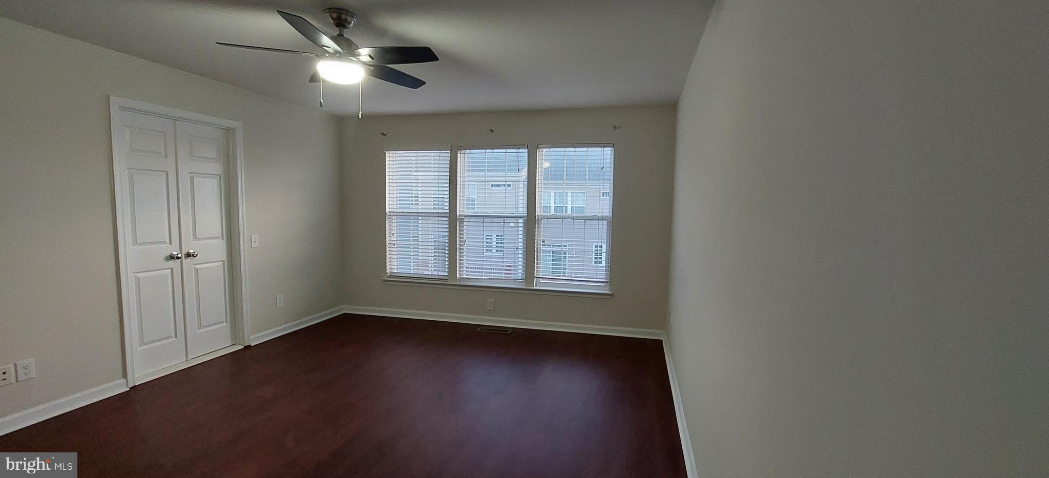 GOOSE CREEK VILLAGE - Residential Lease