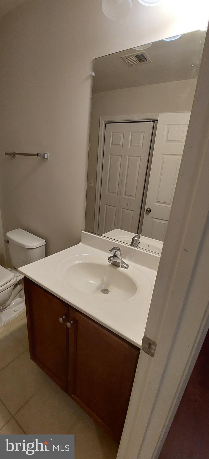 GOOSE CREEK VILLAGE - Residential Lease