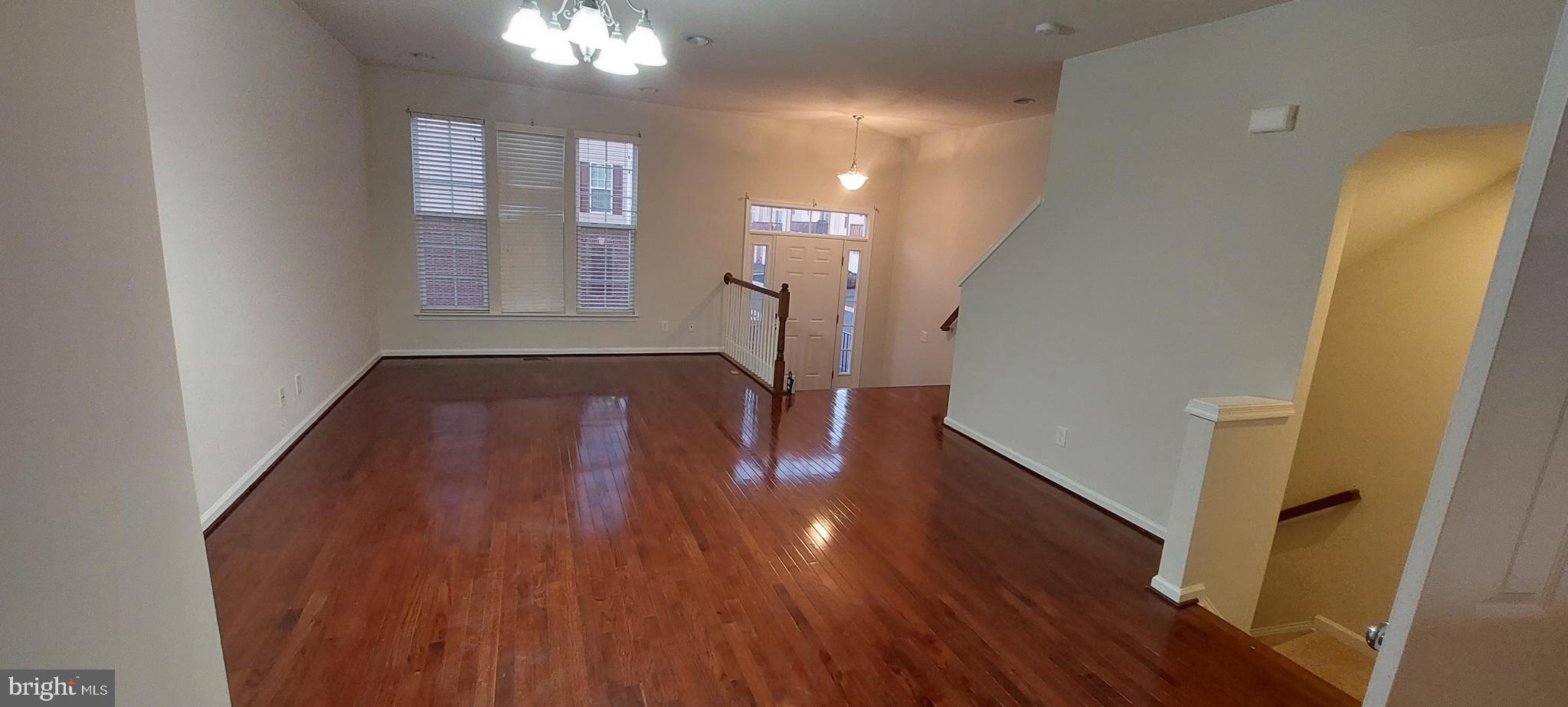 GOOSE CREEK VILLAGE - Residential Lease