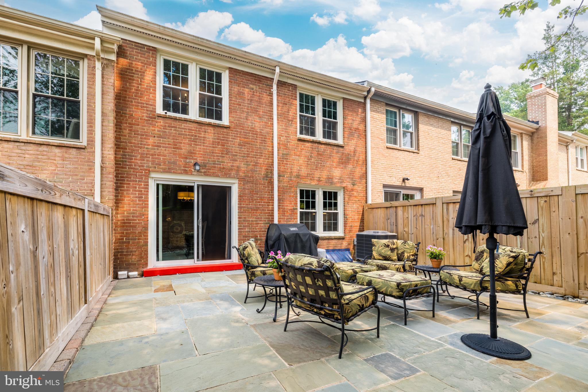 WESTMORELAND SQUARE - Residential