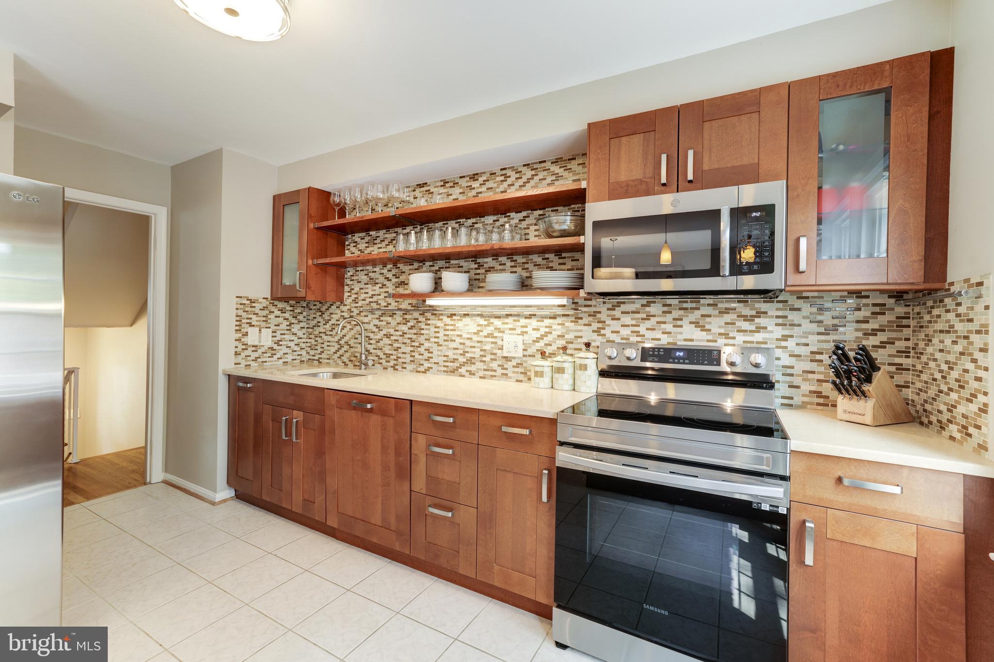 WESTMORELAND SQUARE - Residential