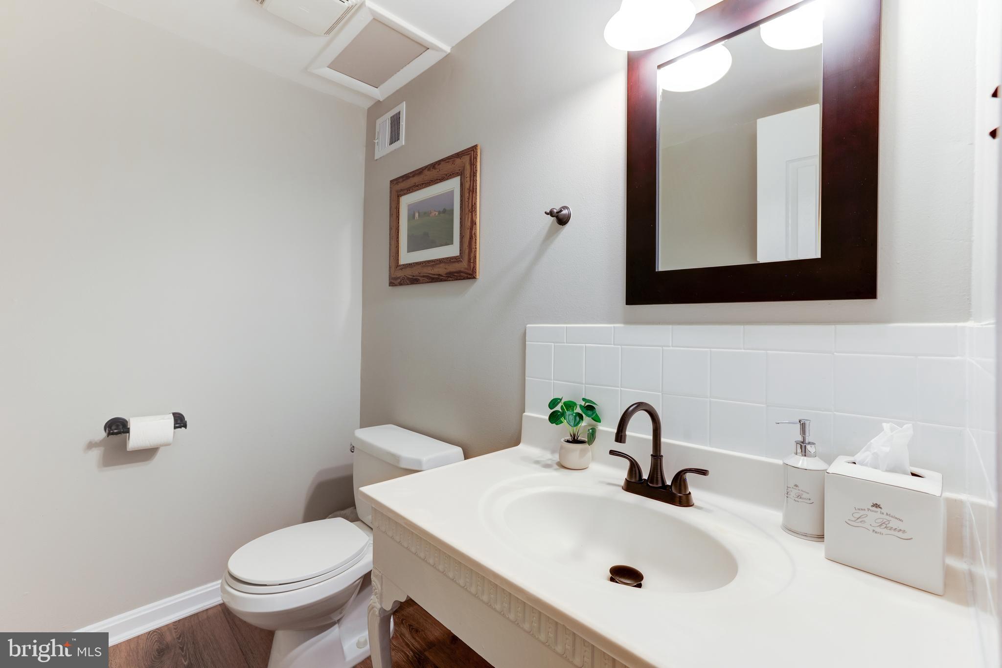 WESTMORELAND SQUARE - Residential