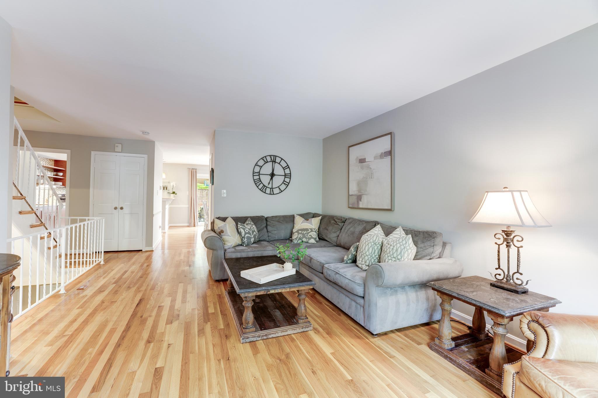 WESTMORELAND SQUARE - Residential