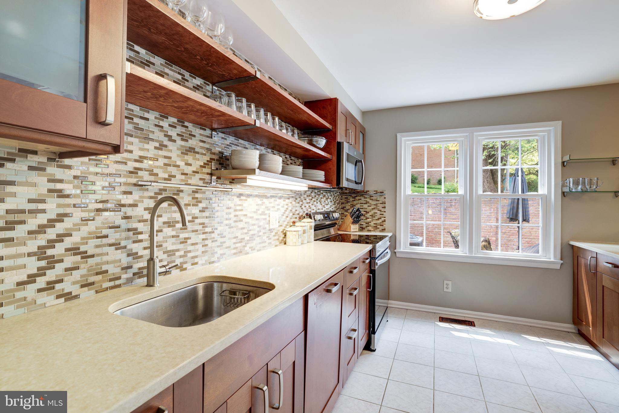 WESTMORELAND SQUARE - Residential