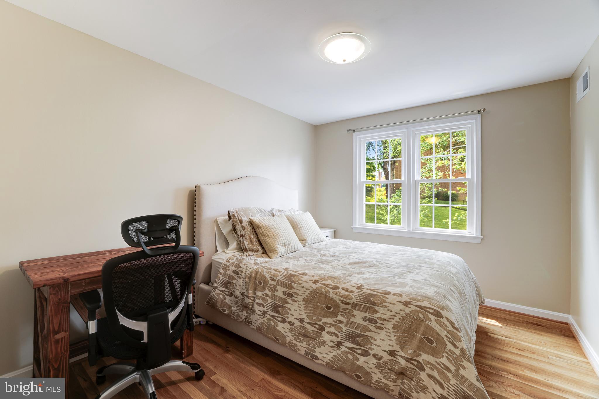 WESTMORELAND SQUARE - Residential