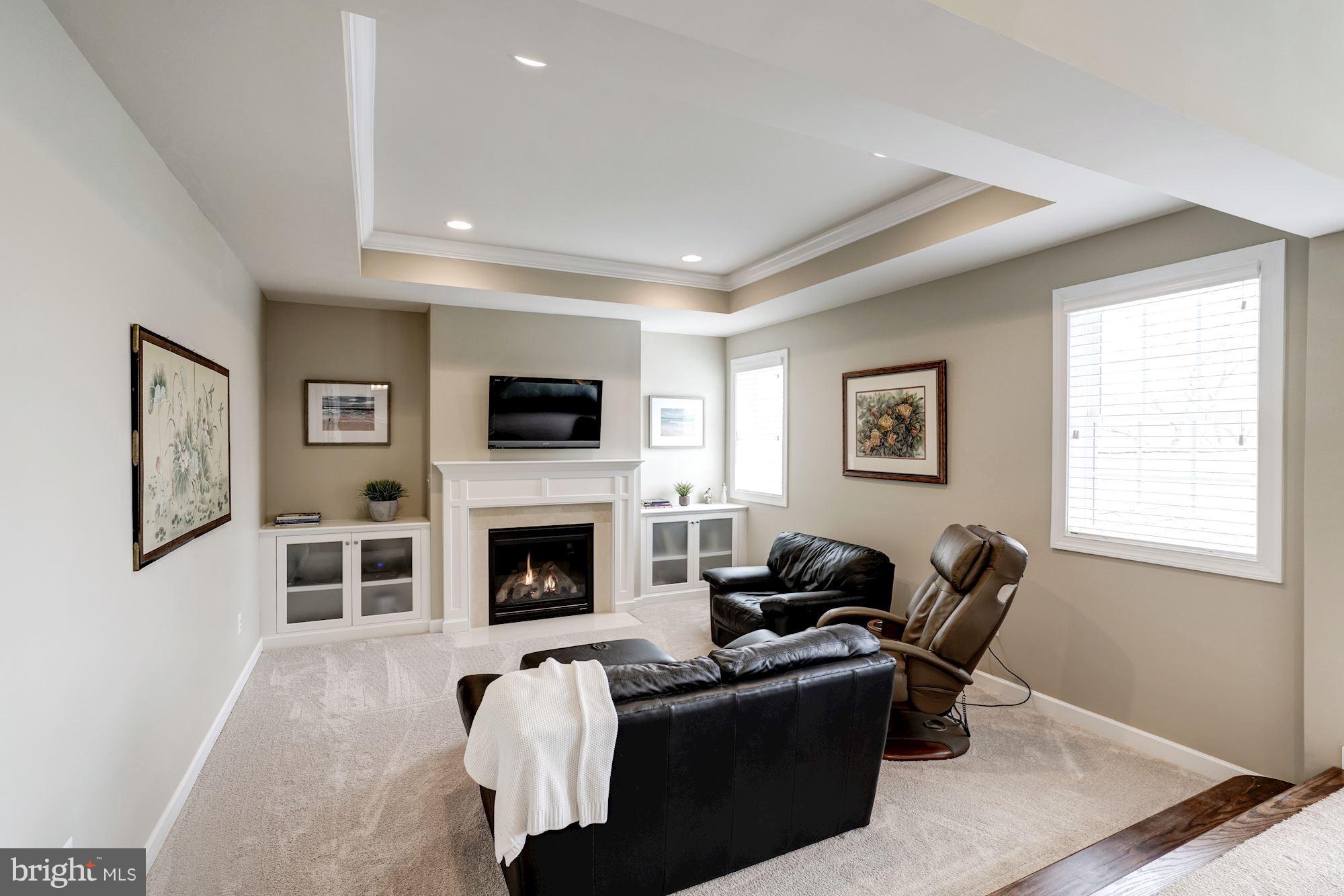 THE RESERVE AT WAPLES MILL - Residential