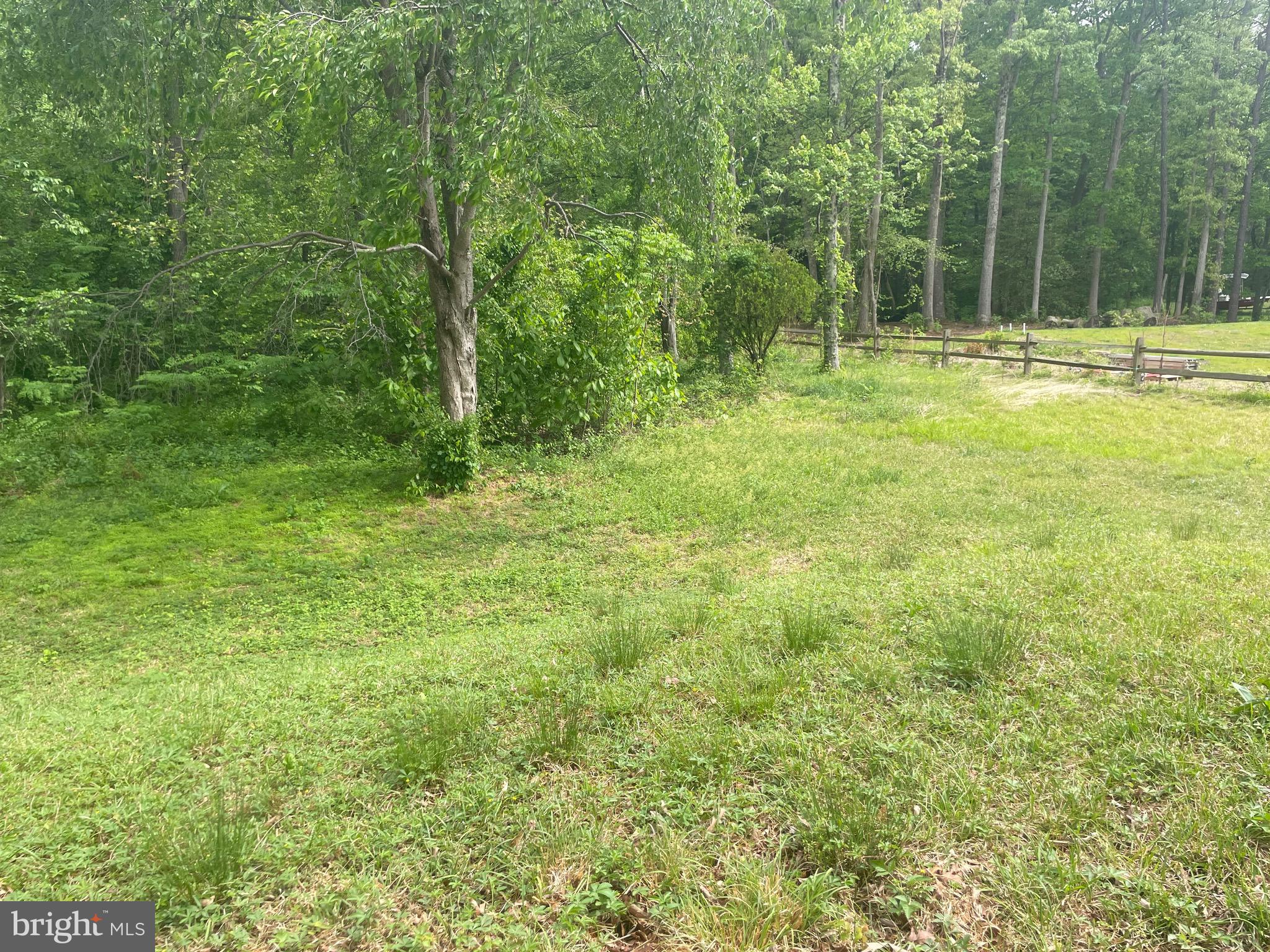 ELVATON ACRES - Residential