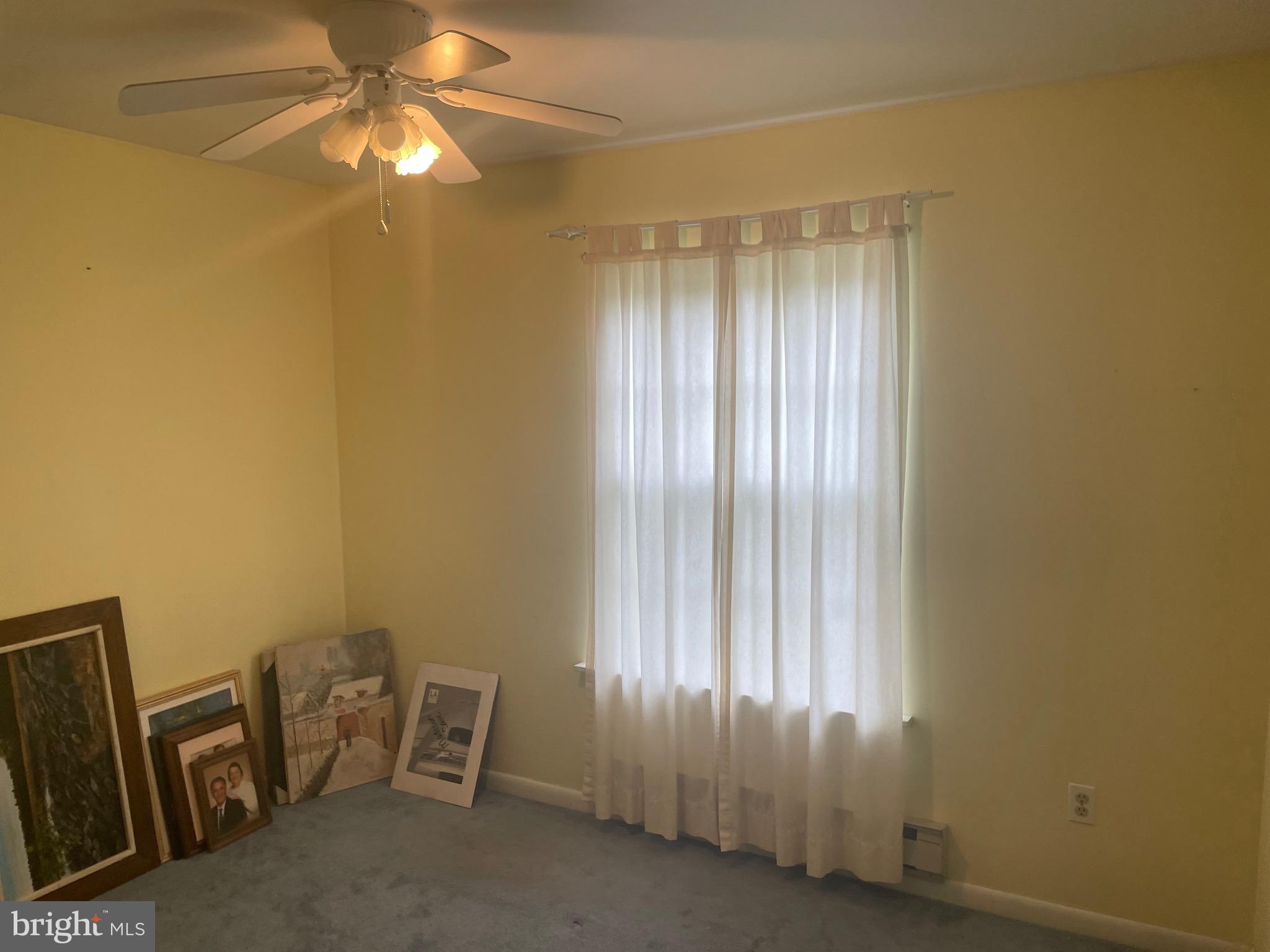 ELVATON ACRES - Residential