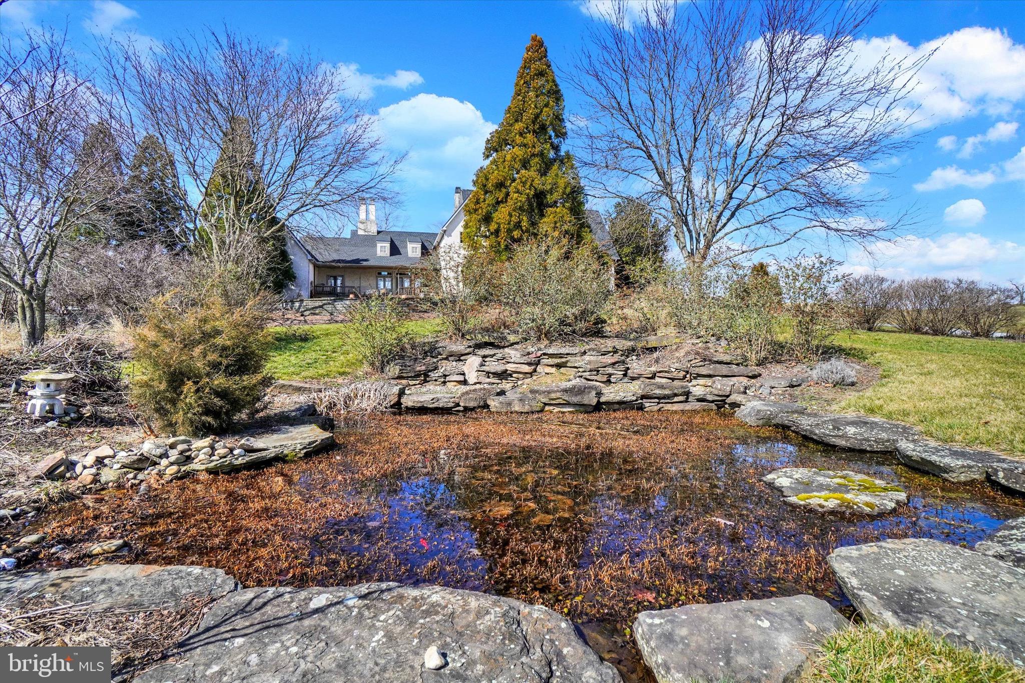 LAUXMONT FARMS - Residential