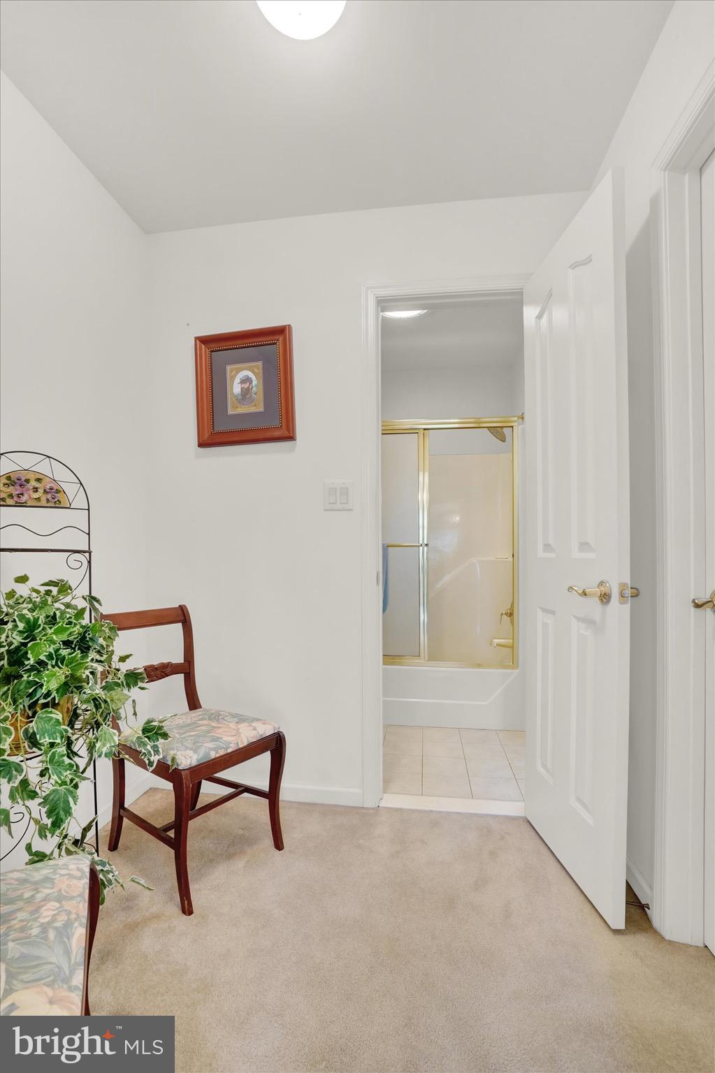 LAUXMONT FARMS - Residential