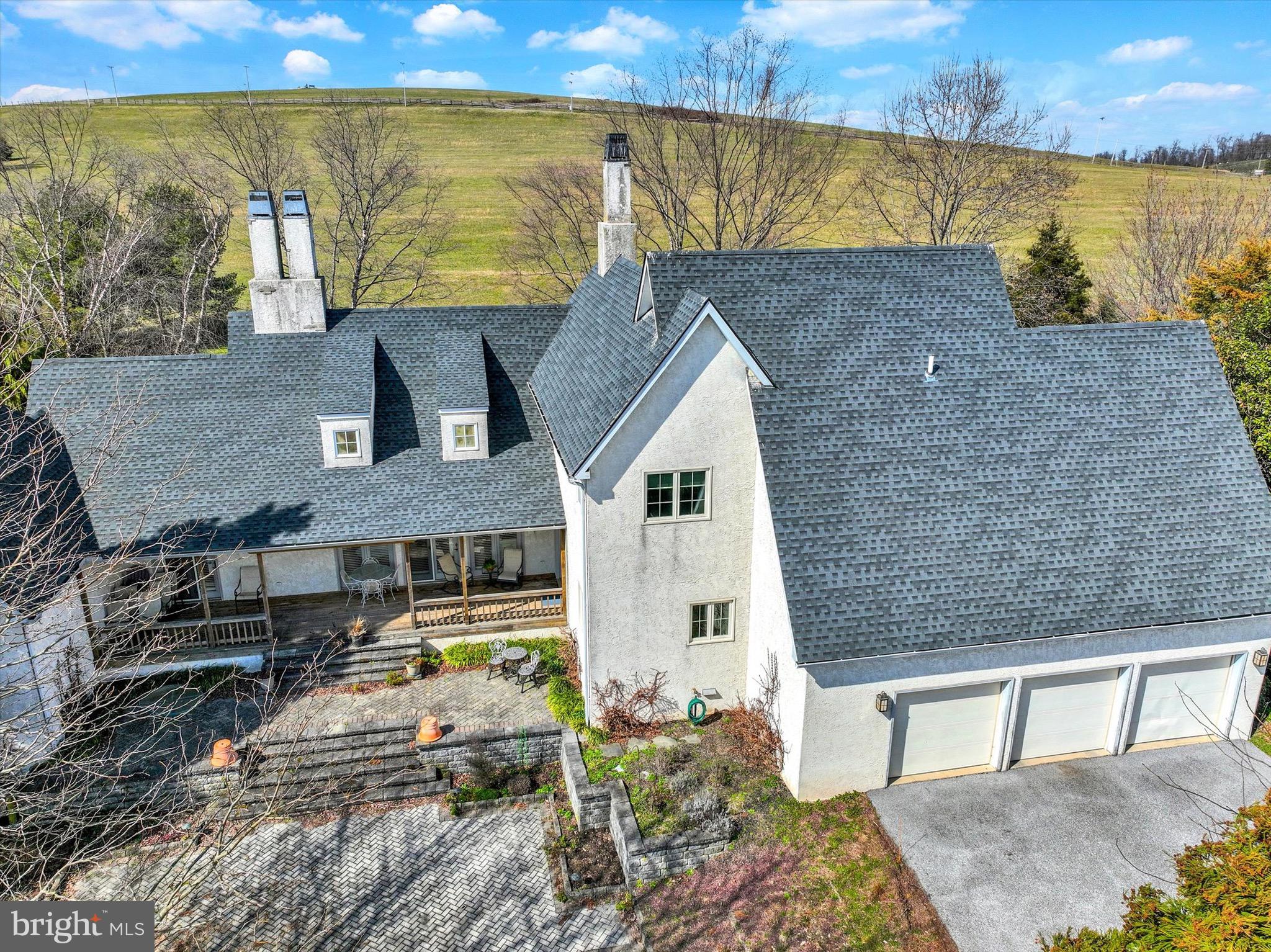 LAUXMONT FARMS - Residential