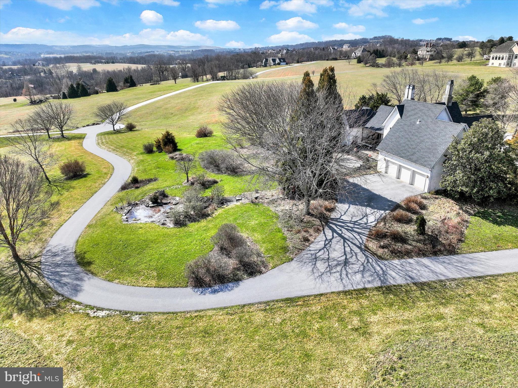 LAUXMONT FARMS - Residential