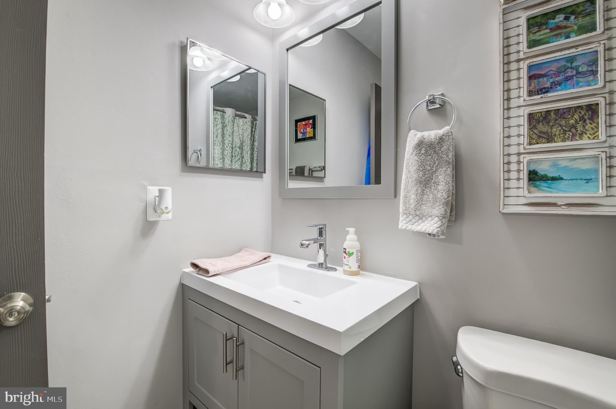 THE TIERS OF LAUREL LAKE - Residential