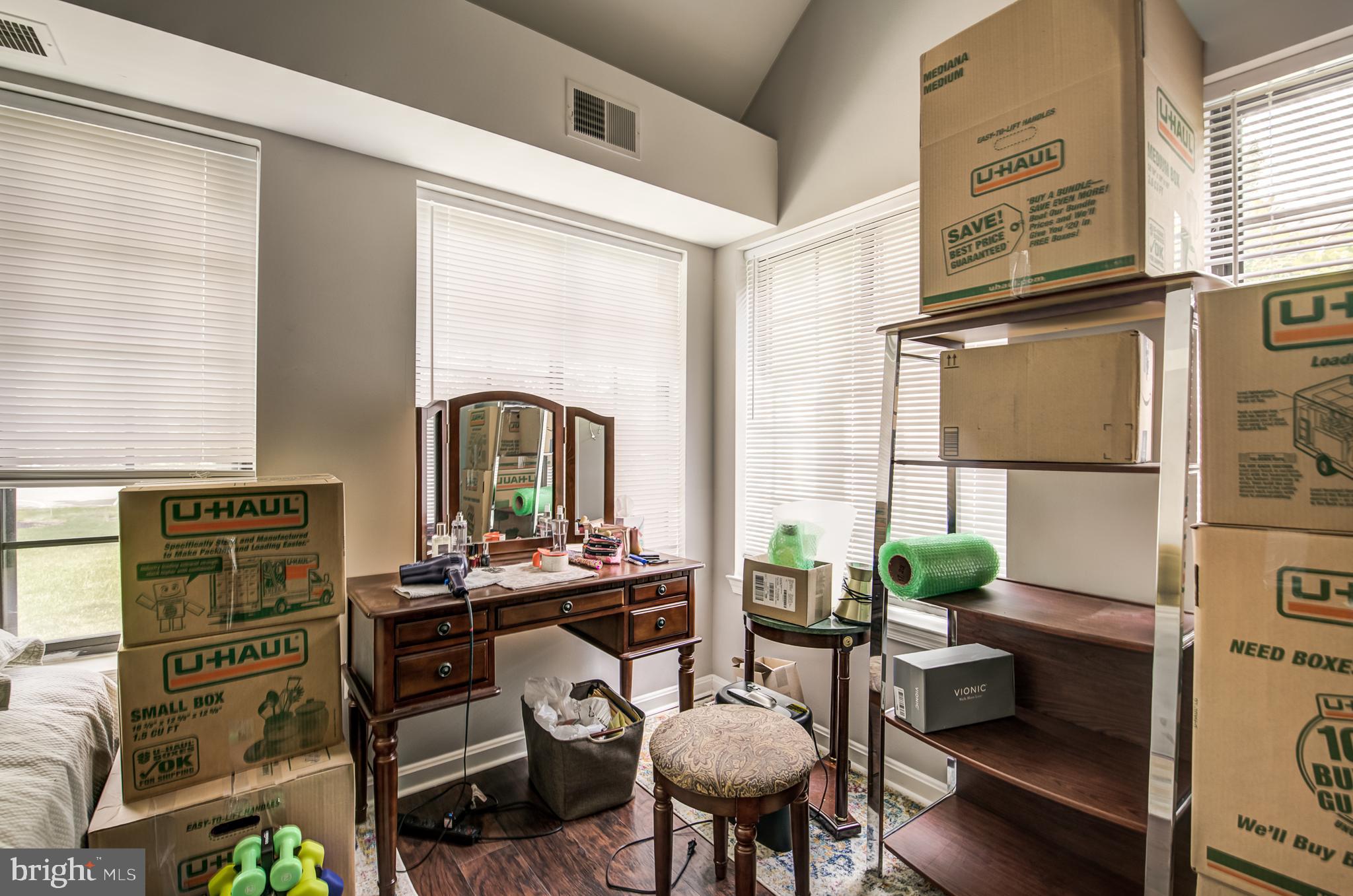 THE TIERS OF LAUREL LAKE - Residential