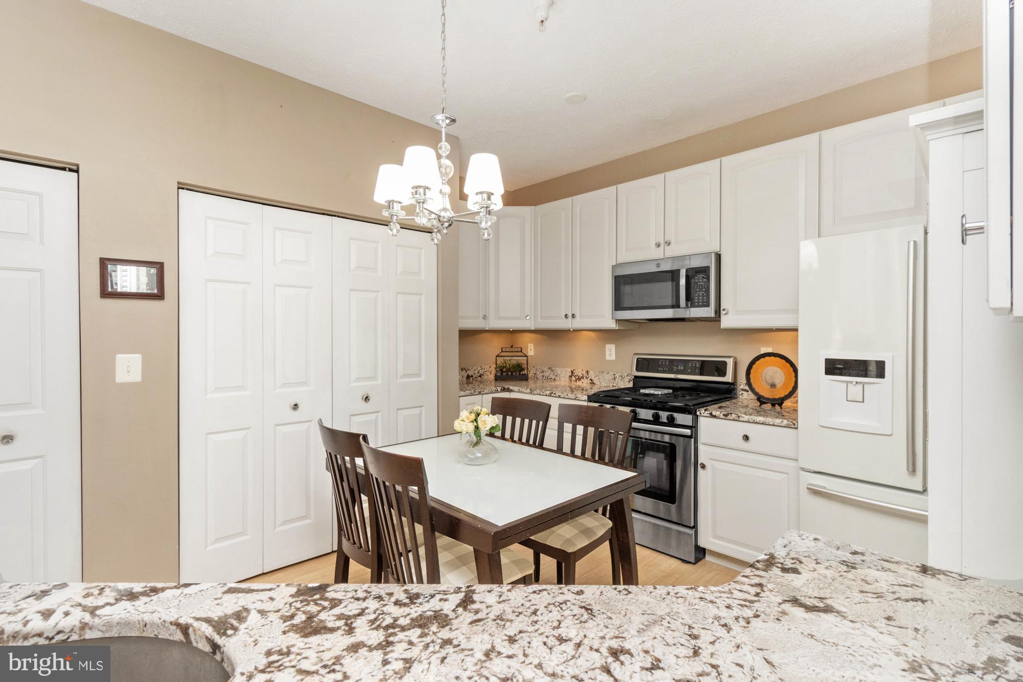 DEVONSHIRE AT WHITEMARSH - Residential