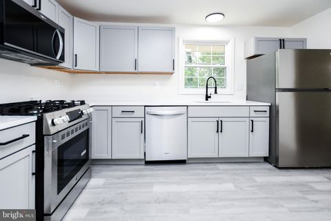 Tiny photo for 2650 Pinewood Drive, WALDORF, MD 20601 (MLS # MDCH2051608)