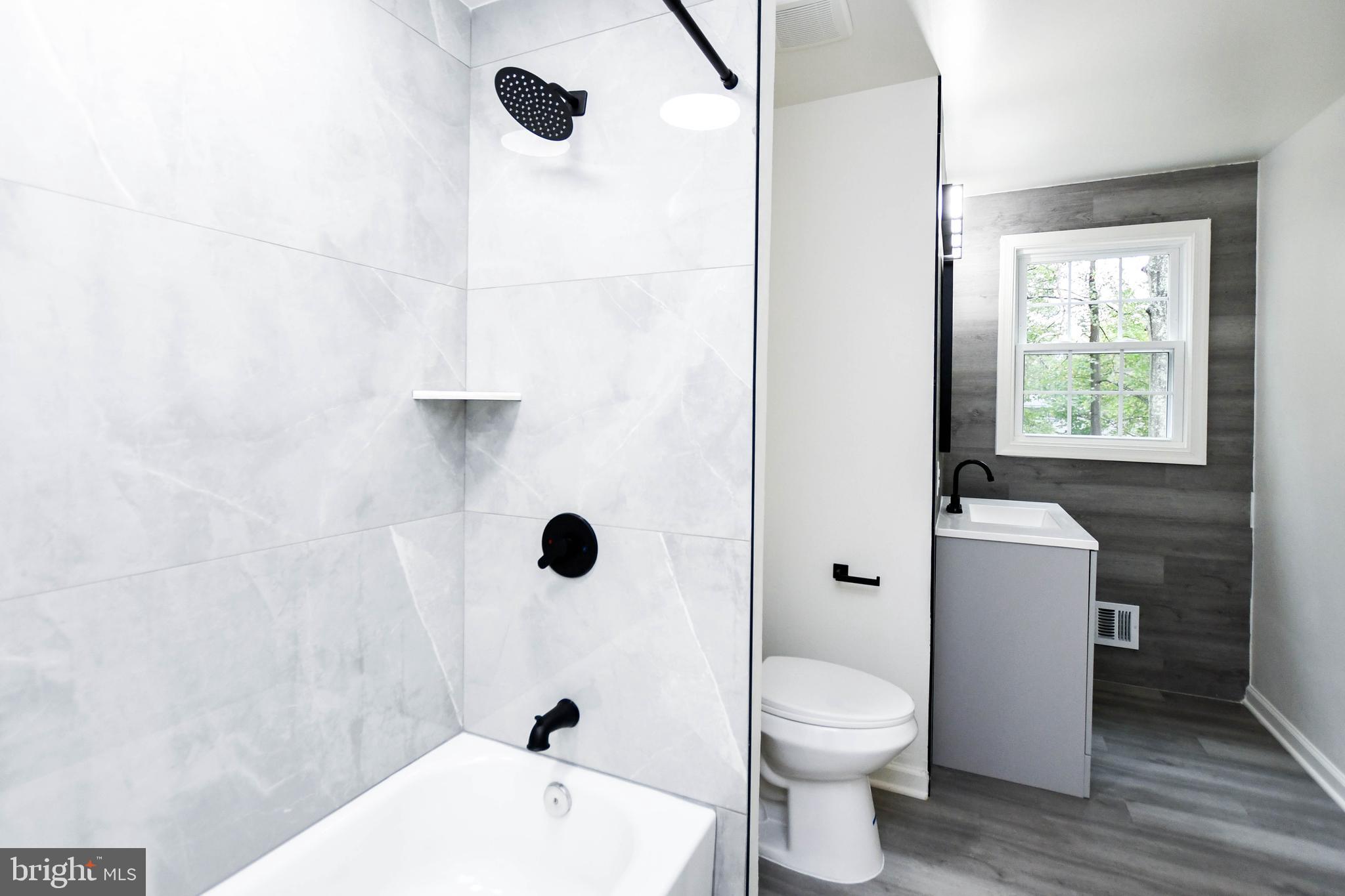 PINEWOOD - Residential