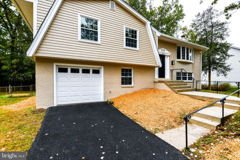Tiny photo for 2650 Pinewood Drive, WALDORF, MD 20601 (MLS # MDCH2051608)