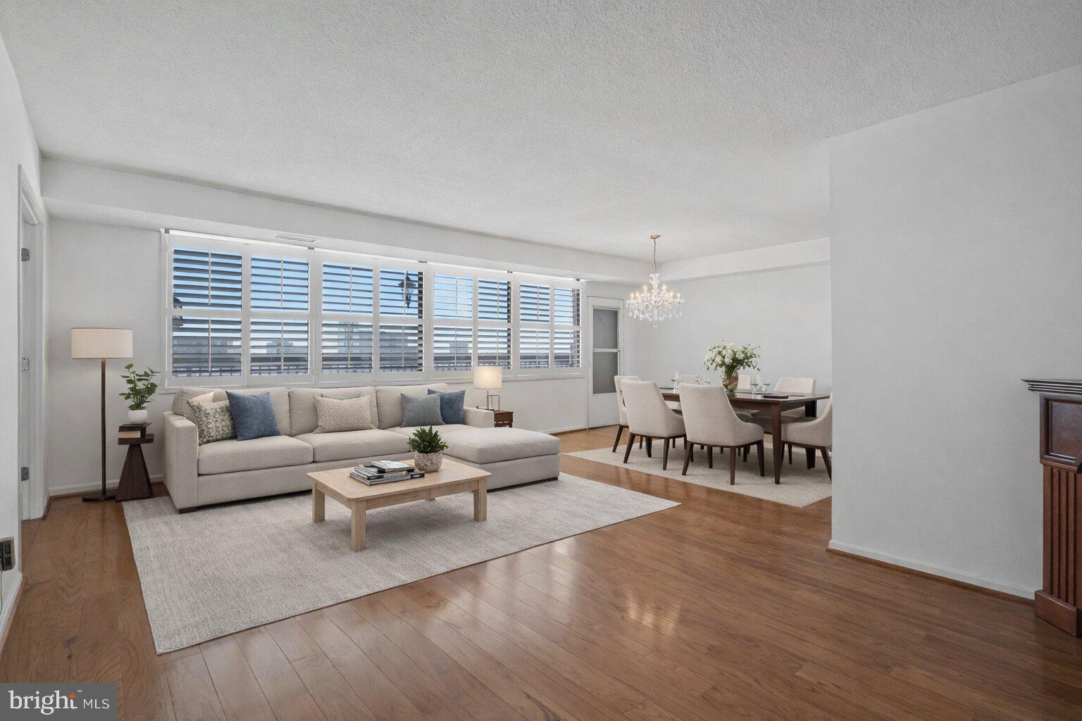 SKYLINE HOUSE - Residential