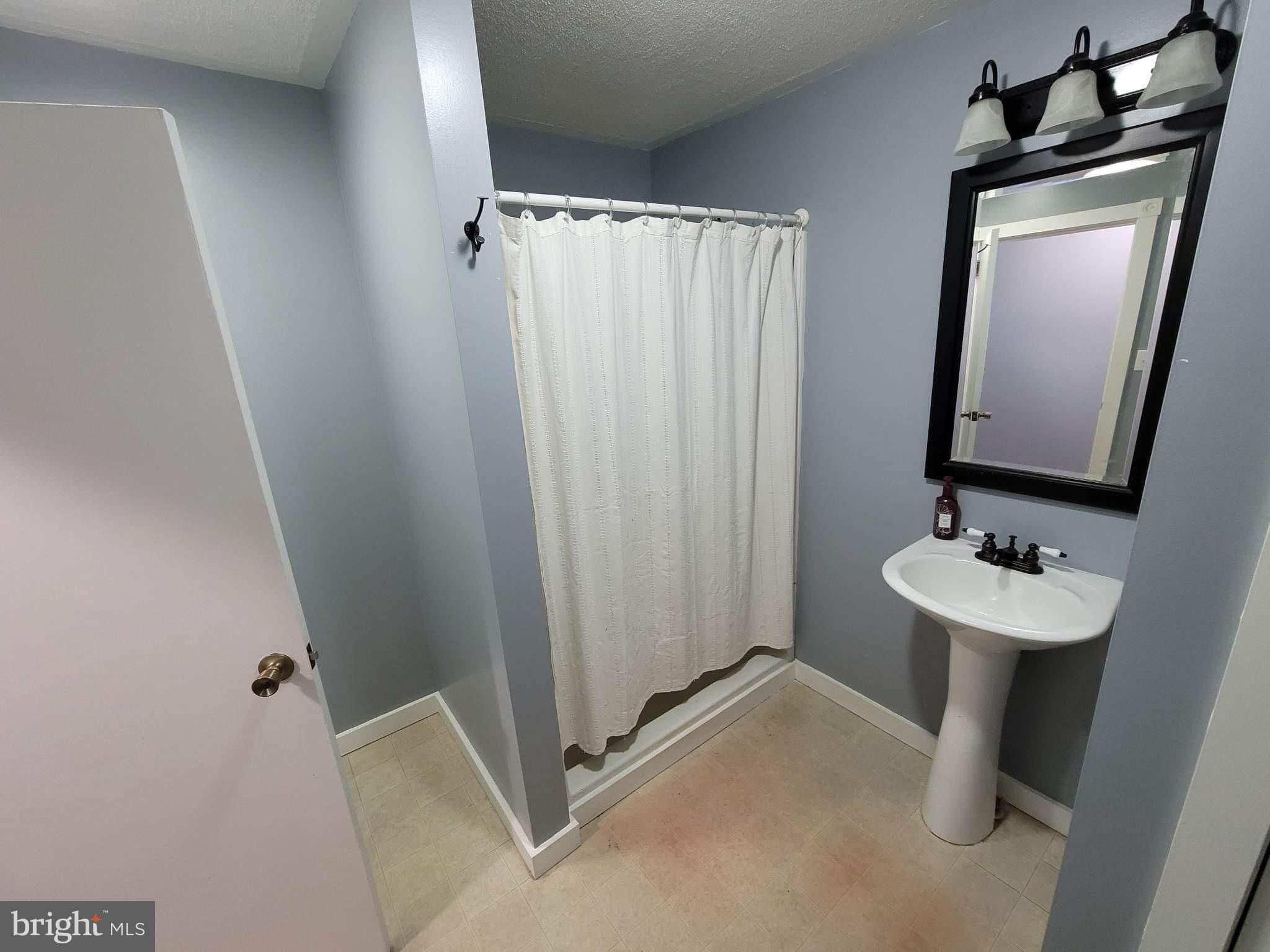 ST THOMAS TWP - Residential