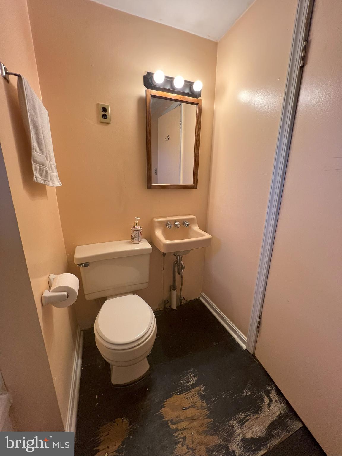 CHESAPEAKE RANCH ESTATES - Residential