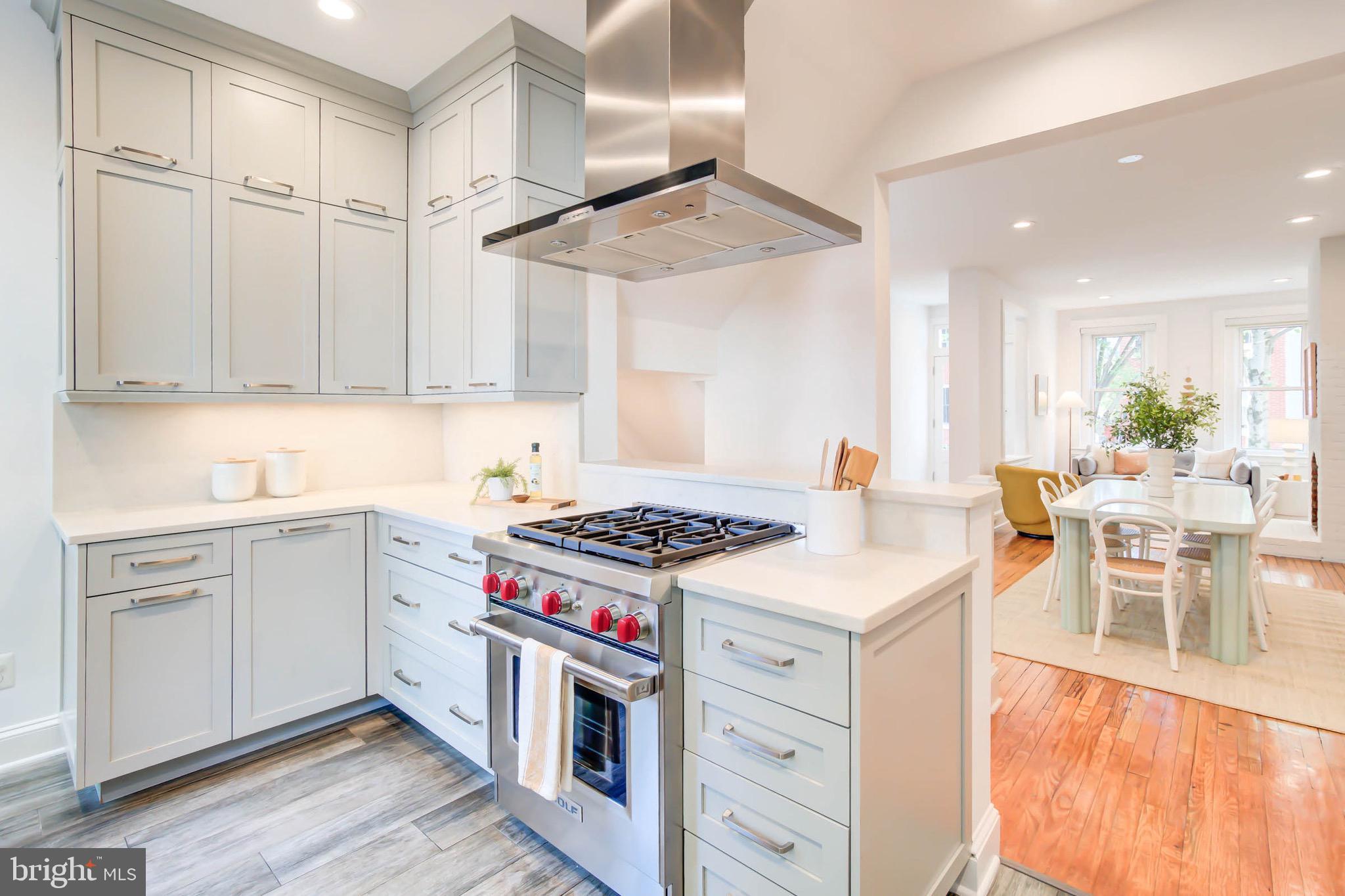 1521 CAROLINE STREET NW