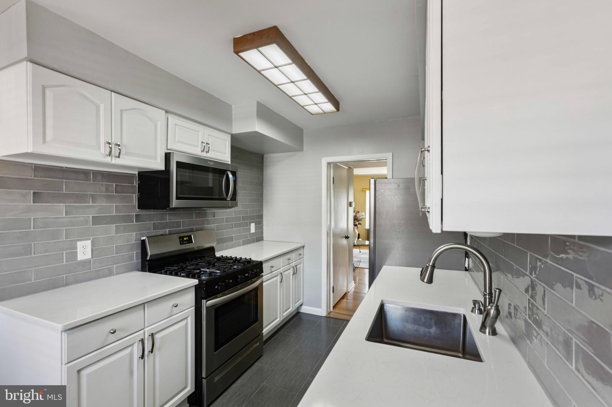 WYNNEFIELD HEIGHTS - Residential