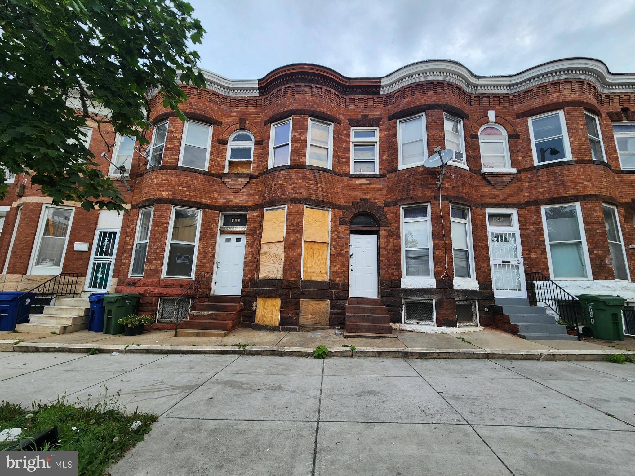 ONLINE AUCTION: Bidding begins 6/16/2025 @ 10:00 AM. Bidding ends 6/18/2025 @ 11:30 AM. List Price is Suggested Opening Bid. Deposit: $7,500. 2 Story Townhouse located in the Penn North area. JUST MINUTES to Coppin State University & the Mondawmin Mall. Easy access to major traffic artery N Fulton Ave.