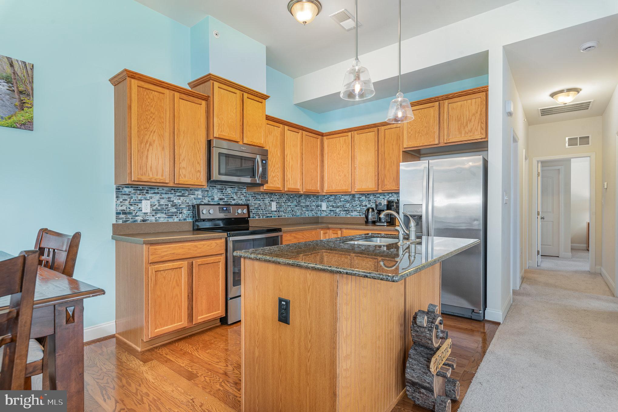 DEER RUN COMMONS - Residential