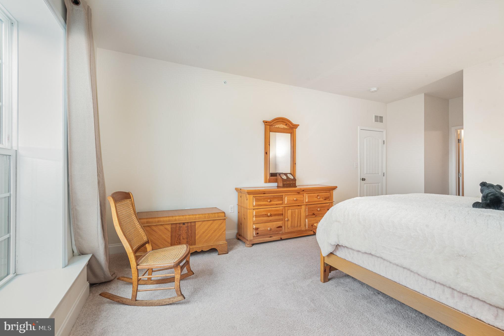 DEER RUN COMMONS - Residential