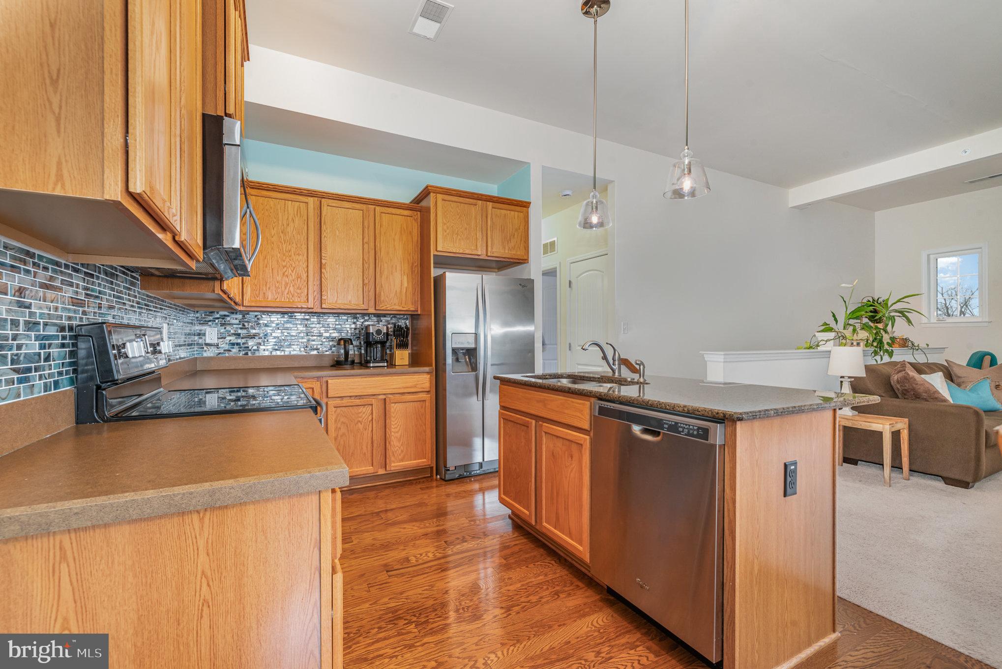 DEER RUN COMMONS - Residential