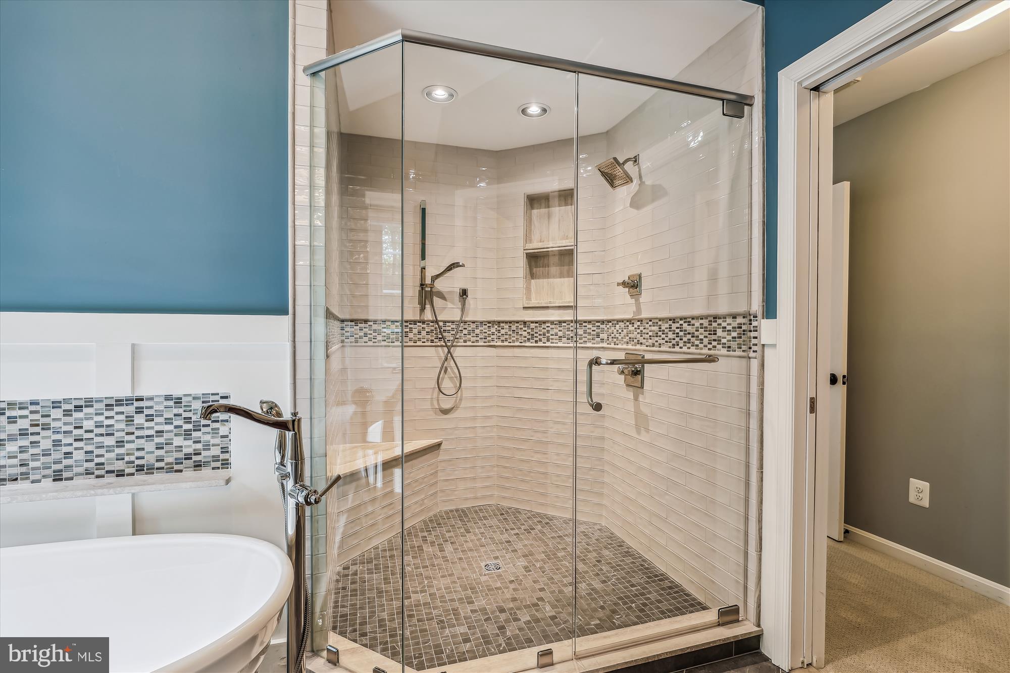 OAKTON - Residential