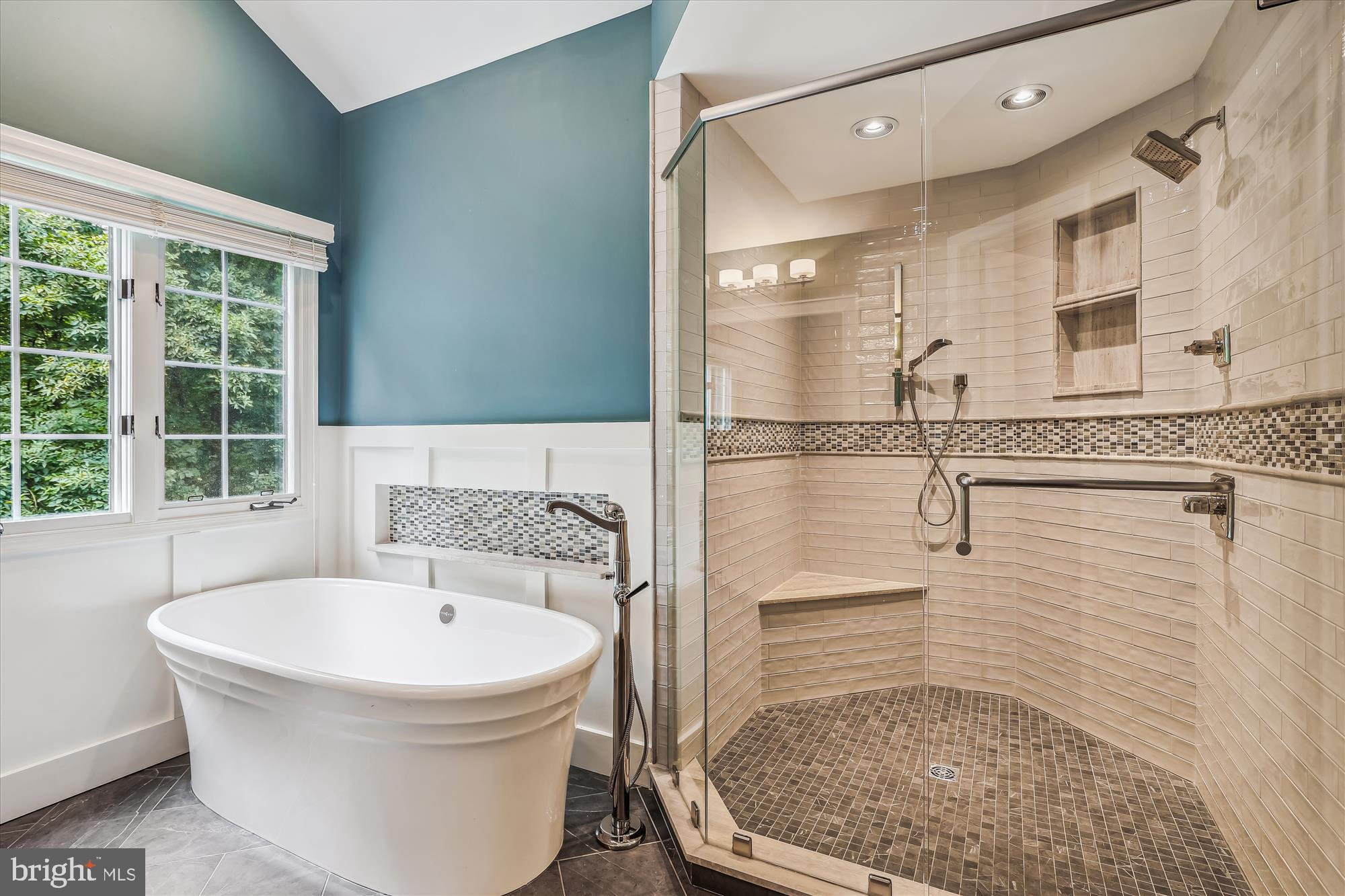 OAKTON - Residential