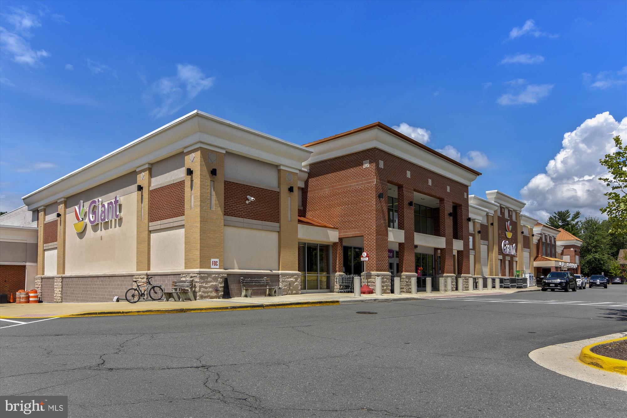 OAKTON - Residential