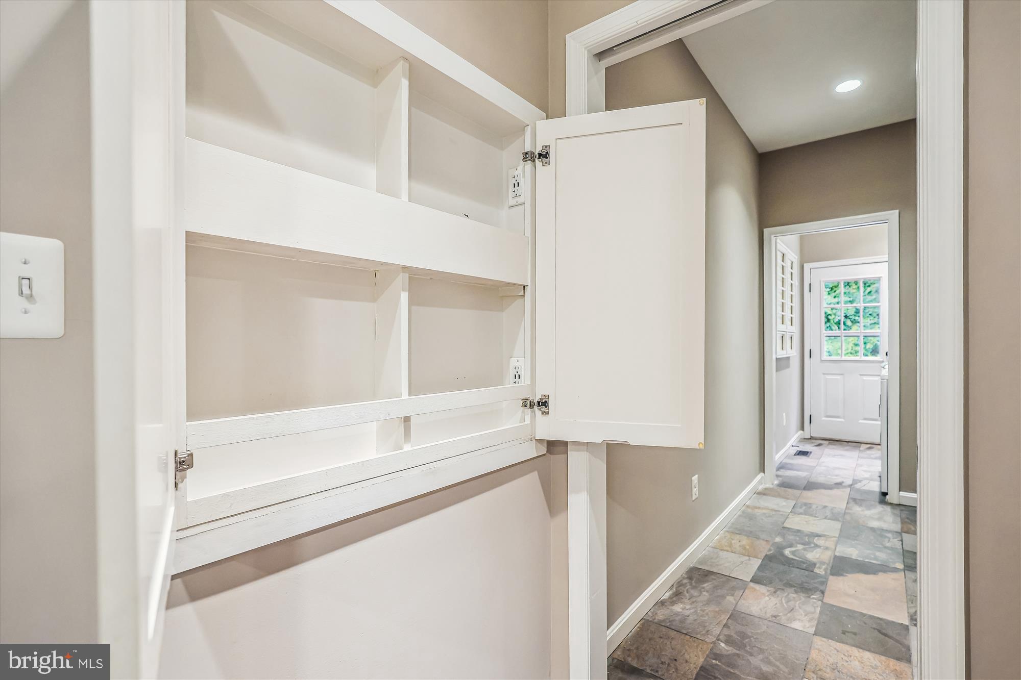 OAKTON - Residential