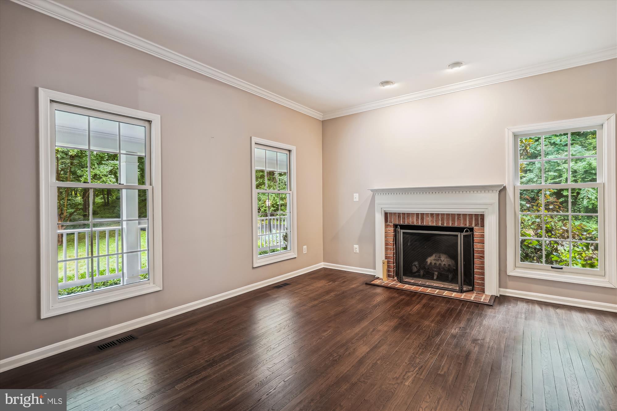 OAKTON - Residential