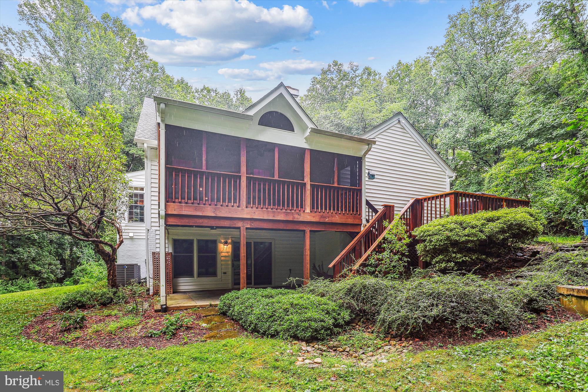 OAKTON - Residential